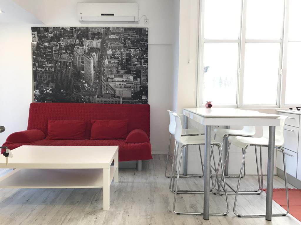 Gordon Beach Apartments Tel Aviv Bagian luar foto