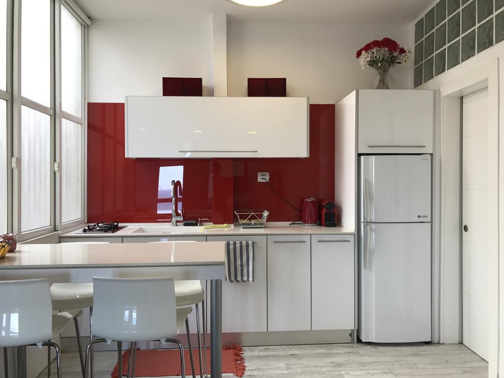 Gordon Beach Apartments Tel Aviv Bagian luar foto