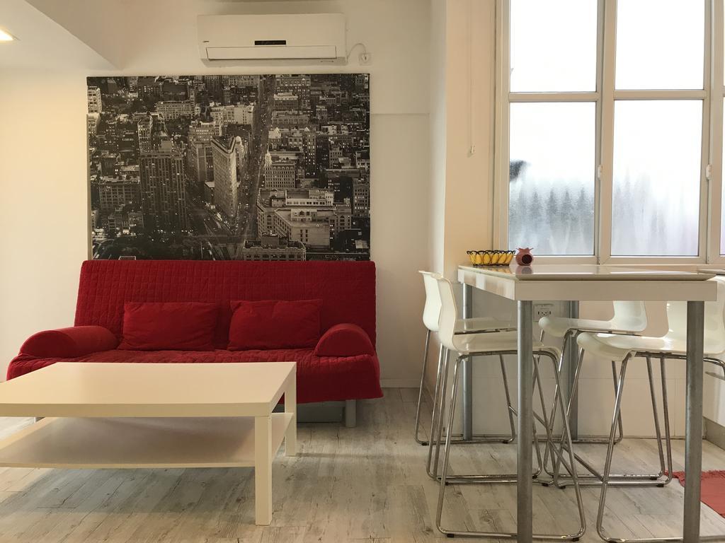 Gordon Beach Apartments Tel Aviv Bagian luar foto